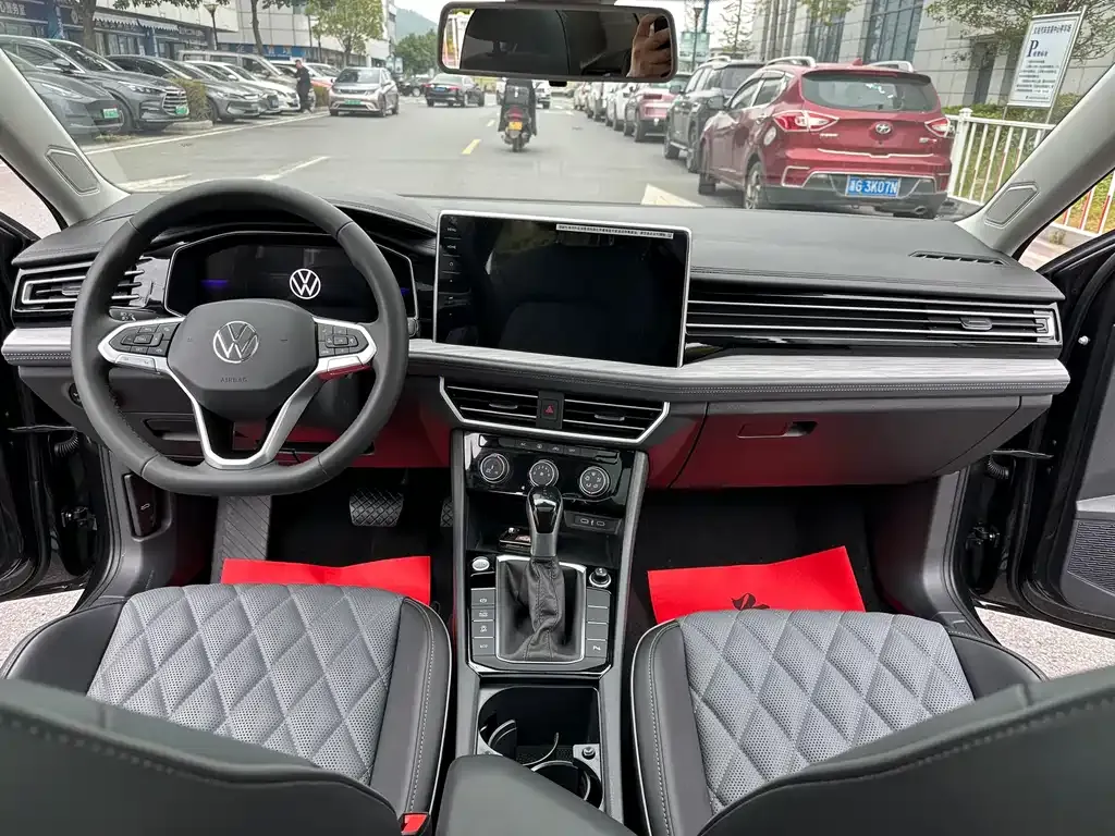 Volkswagen Sagitar 2025 из CN, фото 4