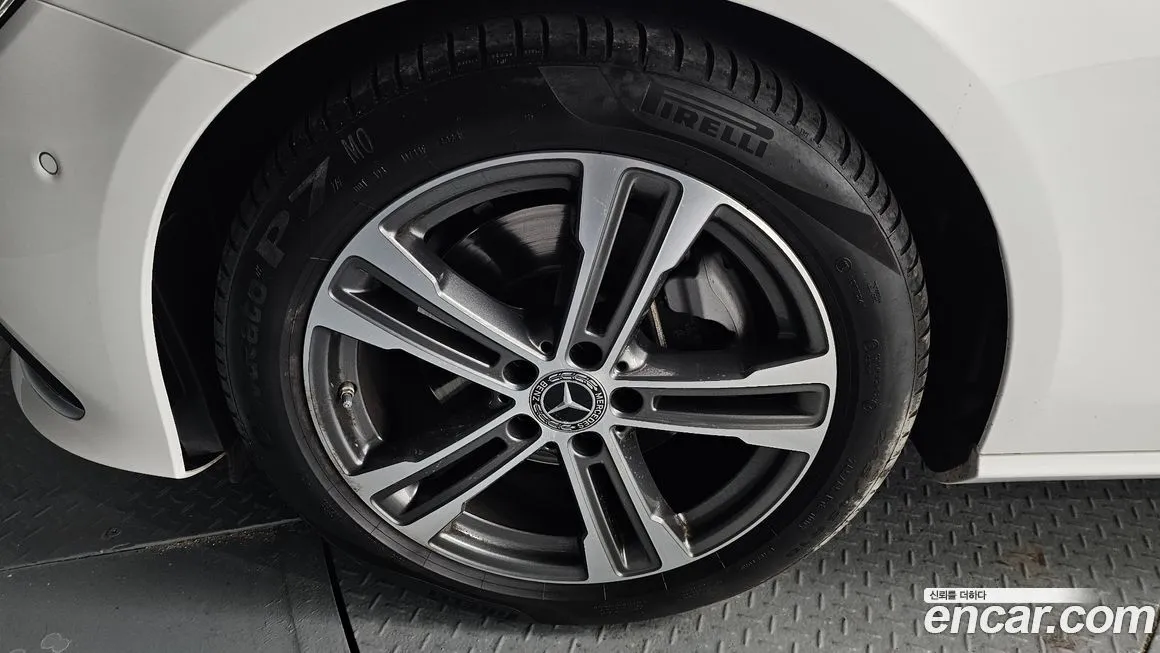 Mercedes-Benz E-Class 2023 из KR, фото 5