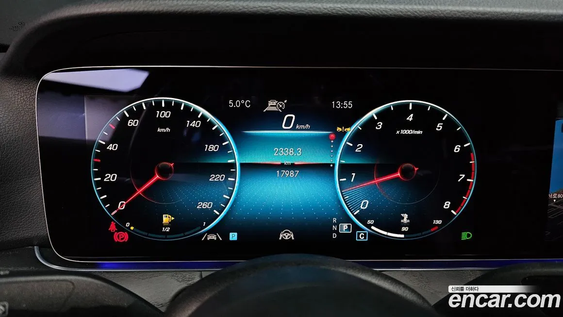 Mercedes-Benz E-Class 2023 из KR, фото 8