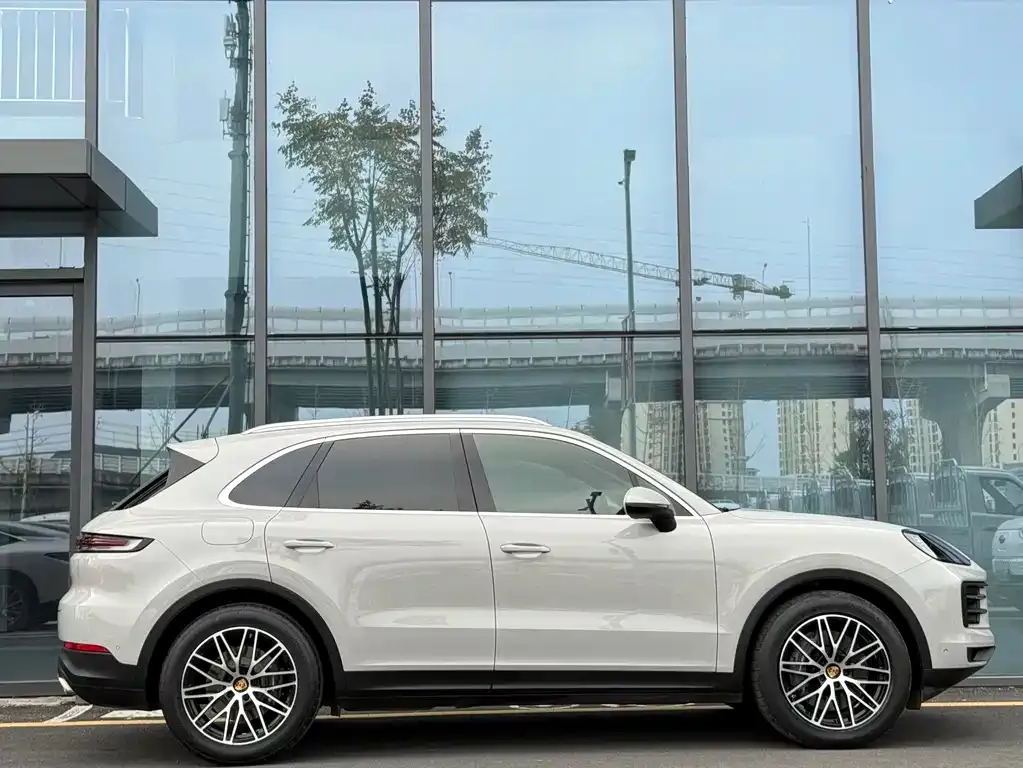 Porsche Cayenne 2024 из CN, фото 4