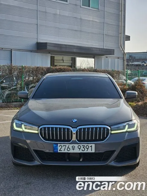 BMW 5-Series — фото 1