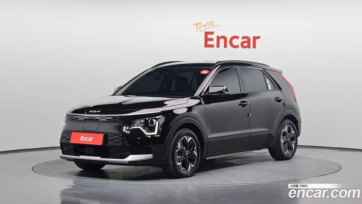Kia Niro — фото 1