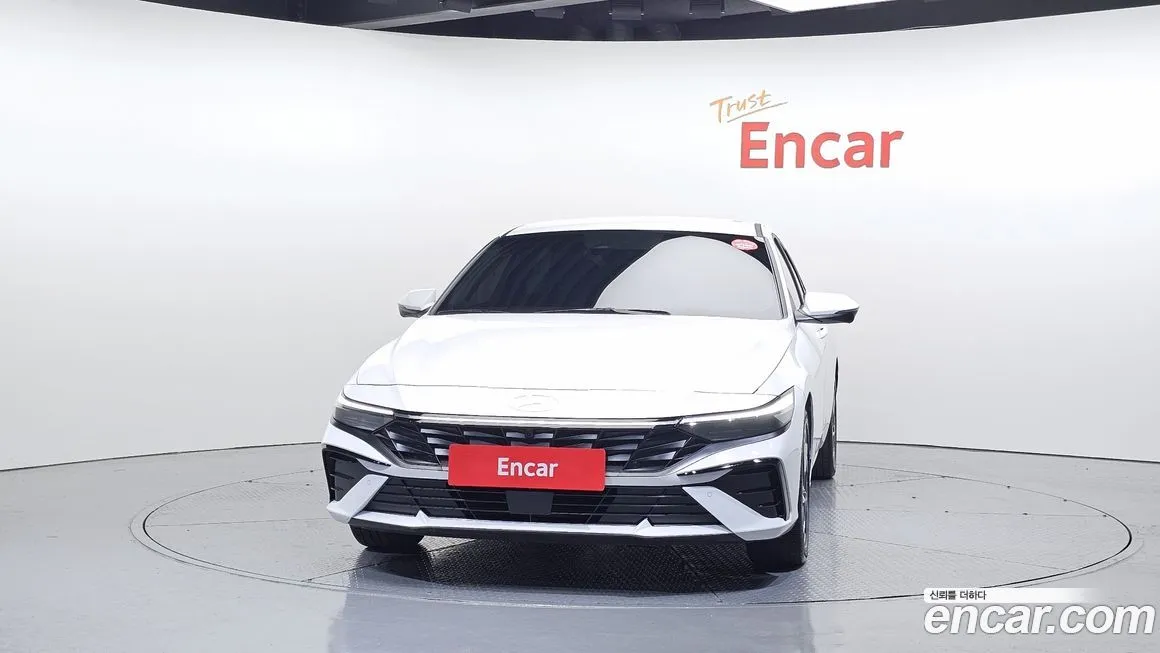 Hyundai AVANTE — фото 3