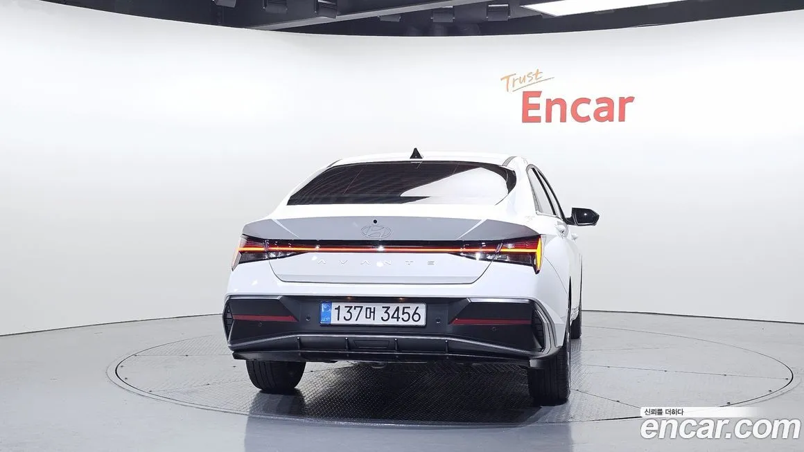Hyundai AVANTE — фото 4