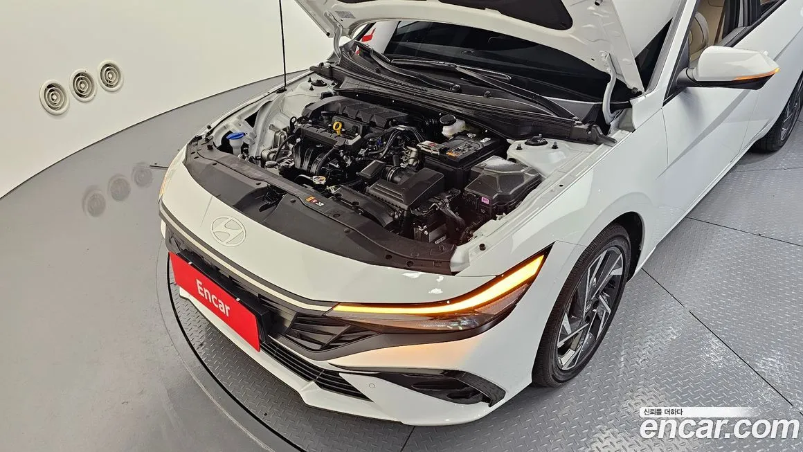 Hyundai AVANTE — фото 6