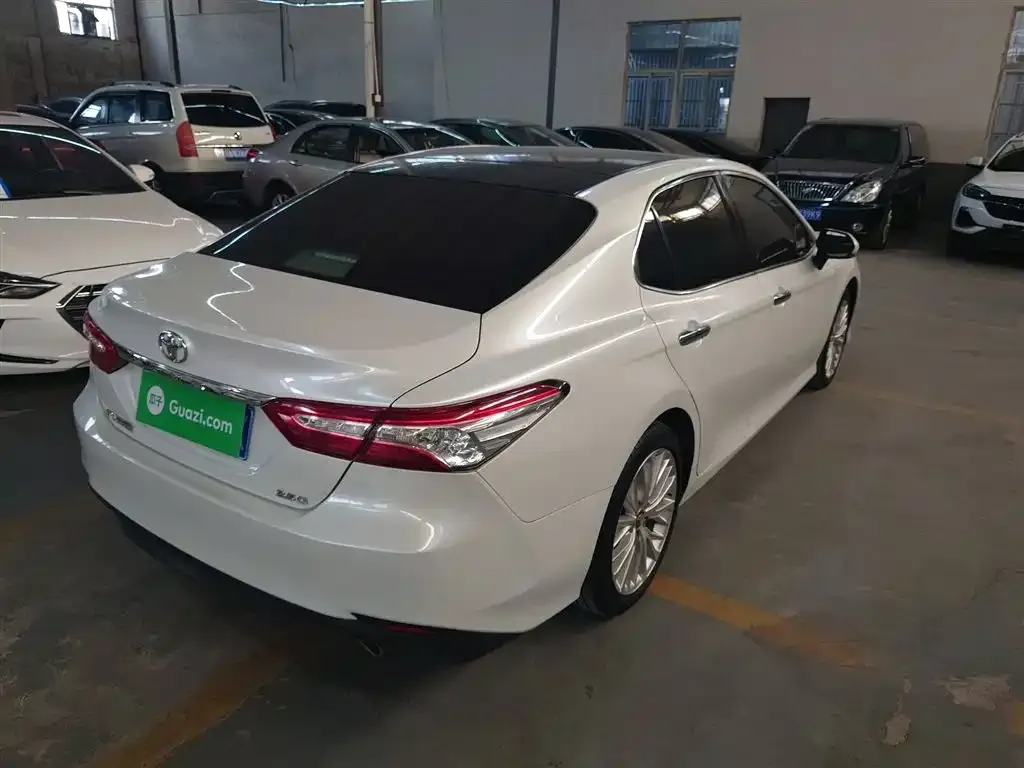Toyota Camry 2021 из CN, фото 7