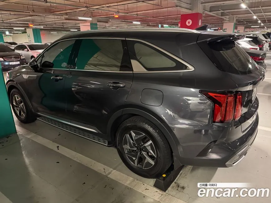 Kia Sorento — фото 4