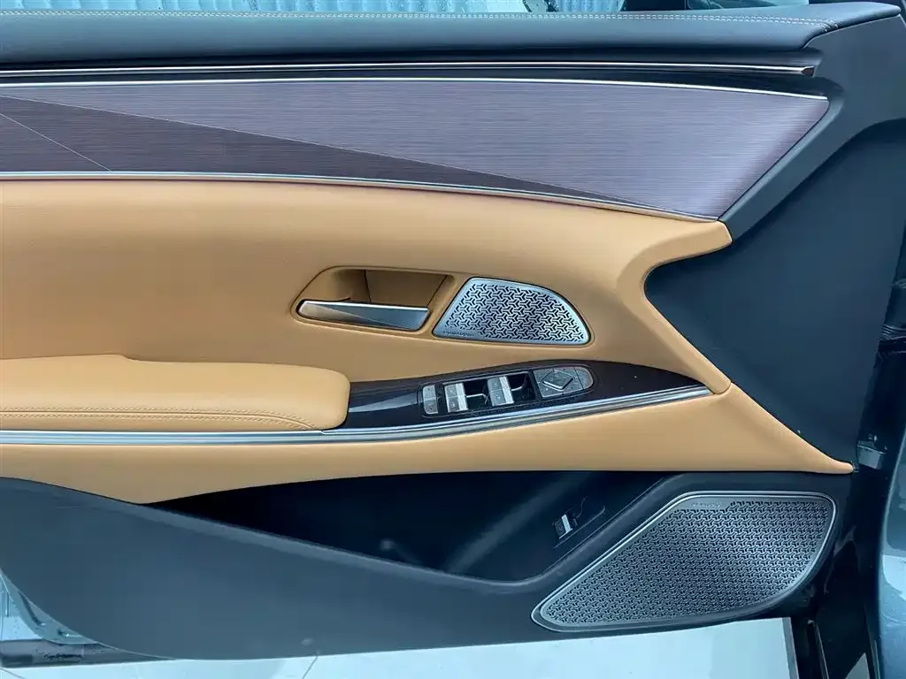 [object Object] 汉L 2025 из CN, фото 8