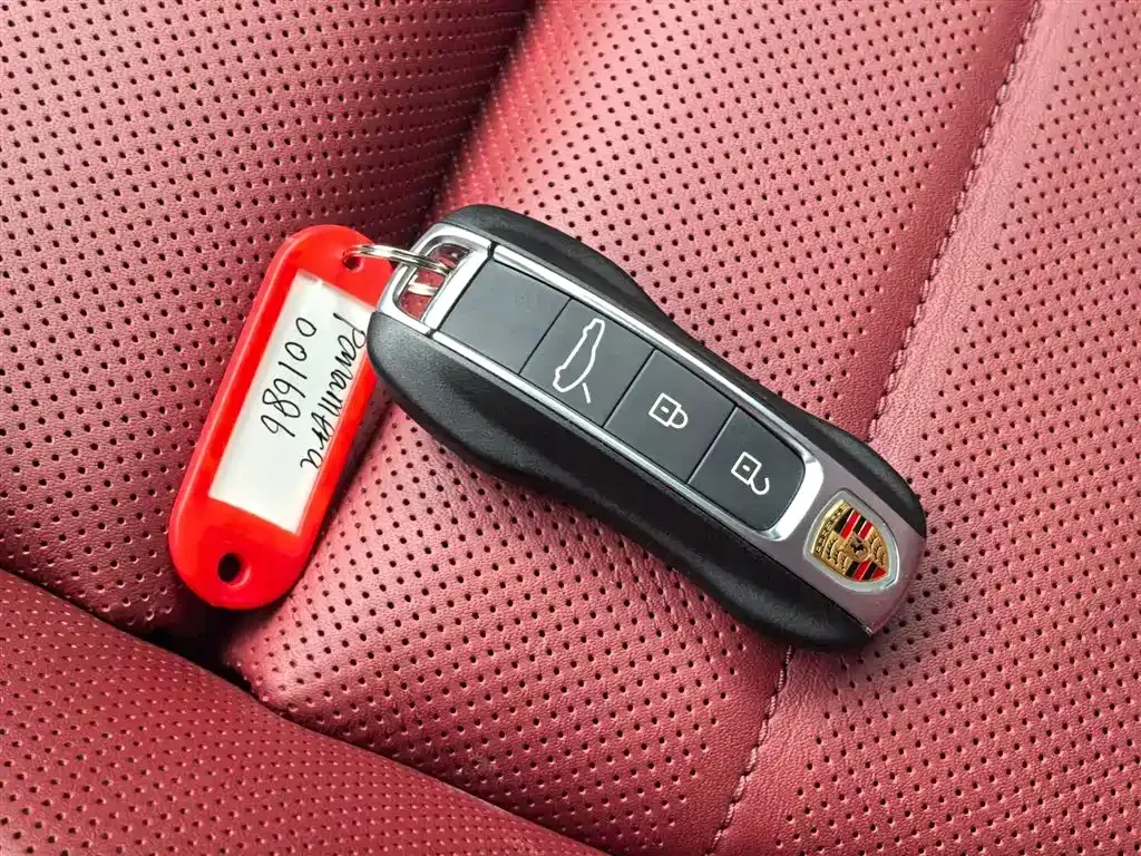 Porsche Panamera 2024 из CN, фото 8