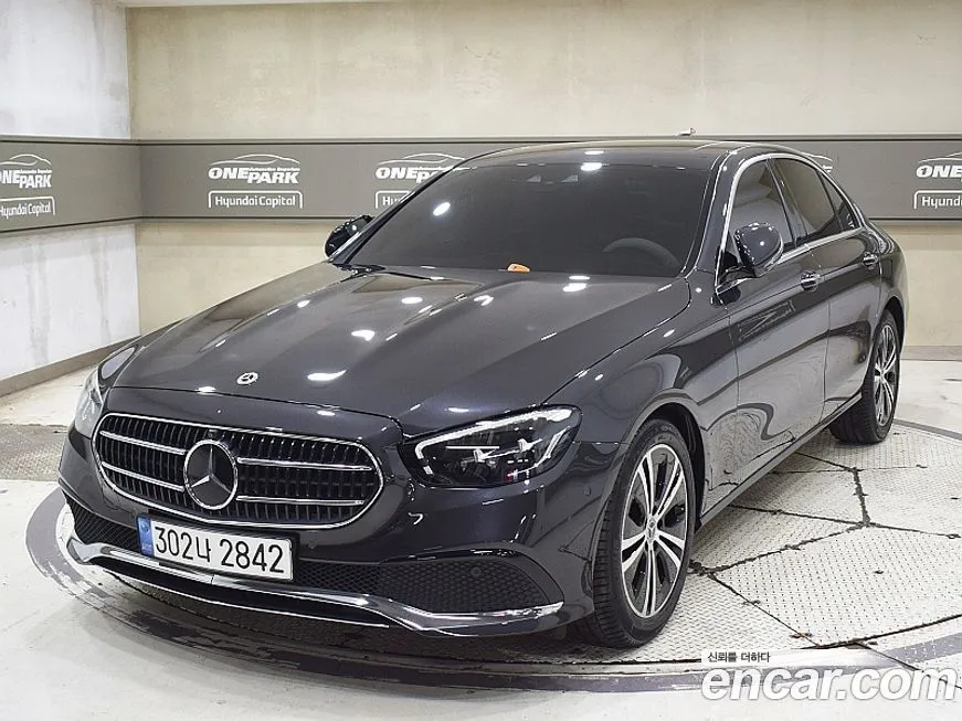 Mercedes-Benz E-Class 2022 из KR, фото 2