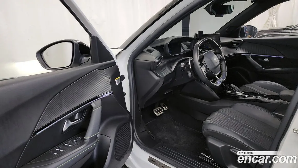 Peugeot 2008 2021 из KR, фото 10