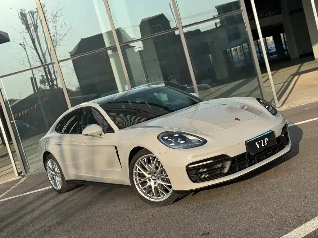 Porsche Panamera — фото 2
