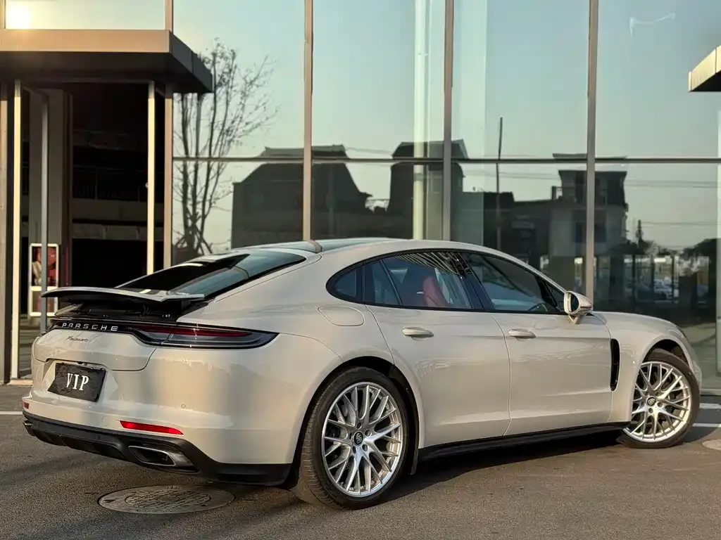 Porsche Panamera — фото 6