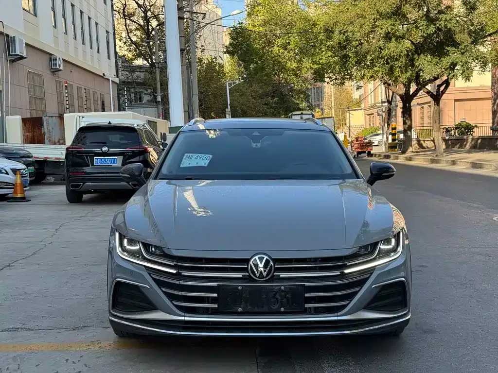 Volkswagen CC 2023 из CN, фото 2