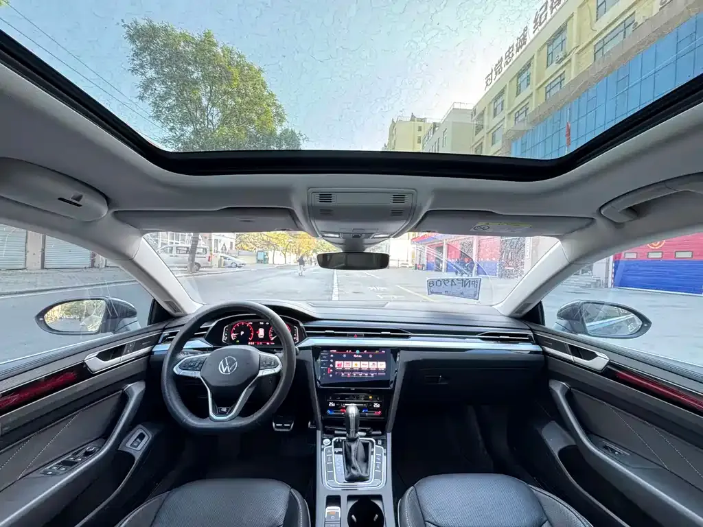 Volkswagen CC 2023 из CN, фото 5