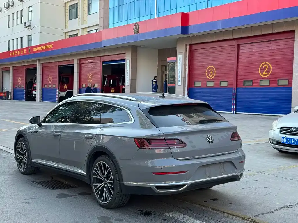 Volkswagen CC 2023 из CN, фото 9