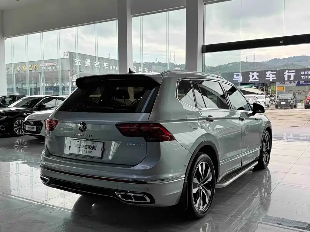 Volkswagen Tiguan L 2022 из CN, фото 4