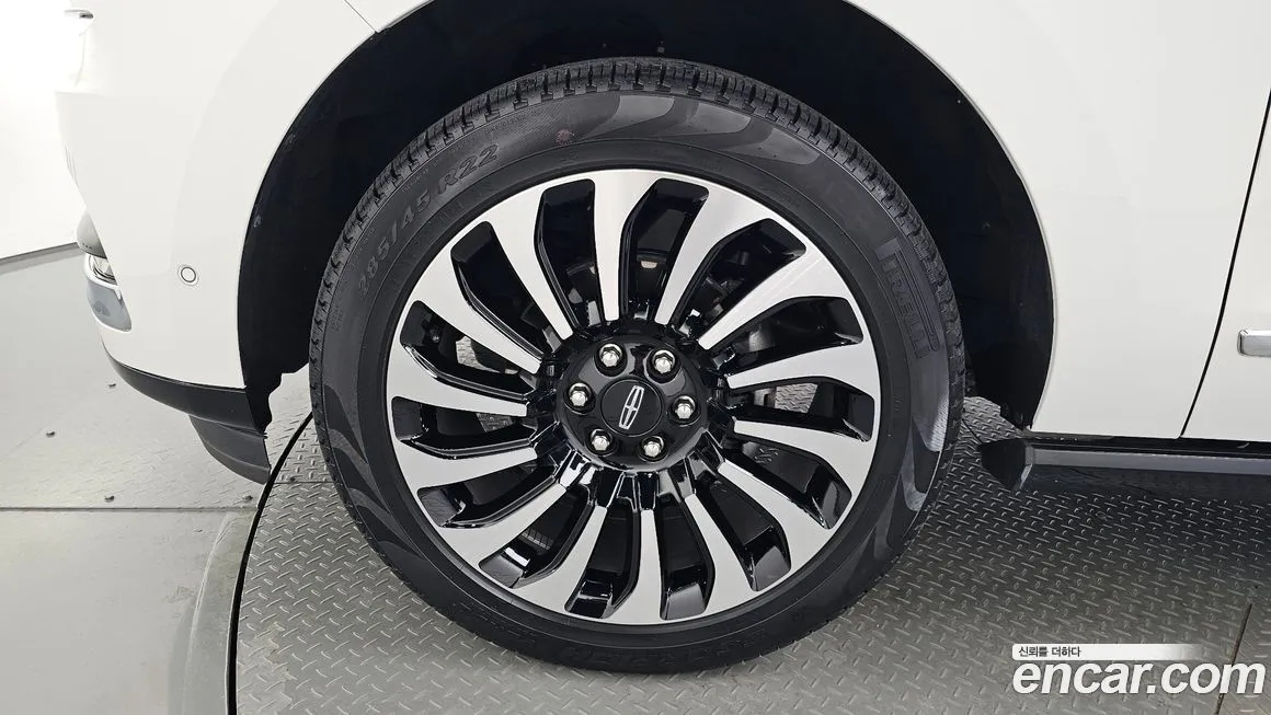 Lincoln Navigator 2023 из KR, фото 5