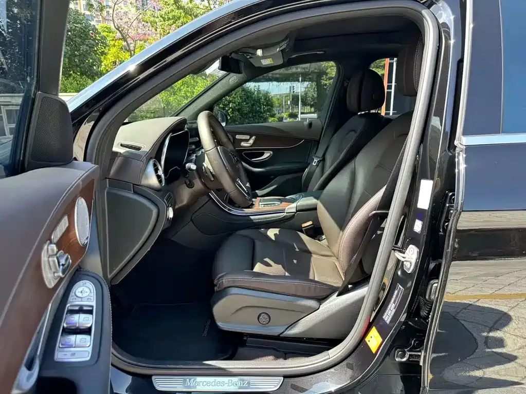 Mercedes-Benz GLC 2021 из CN, фото 6