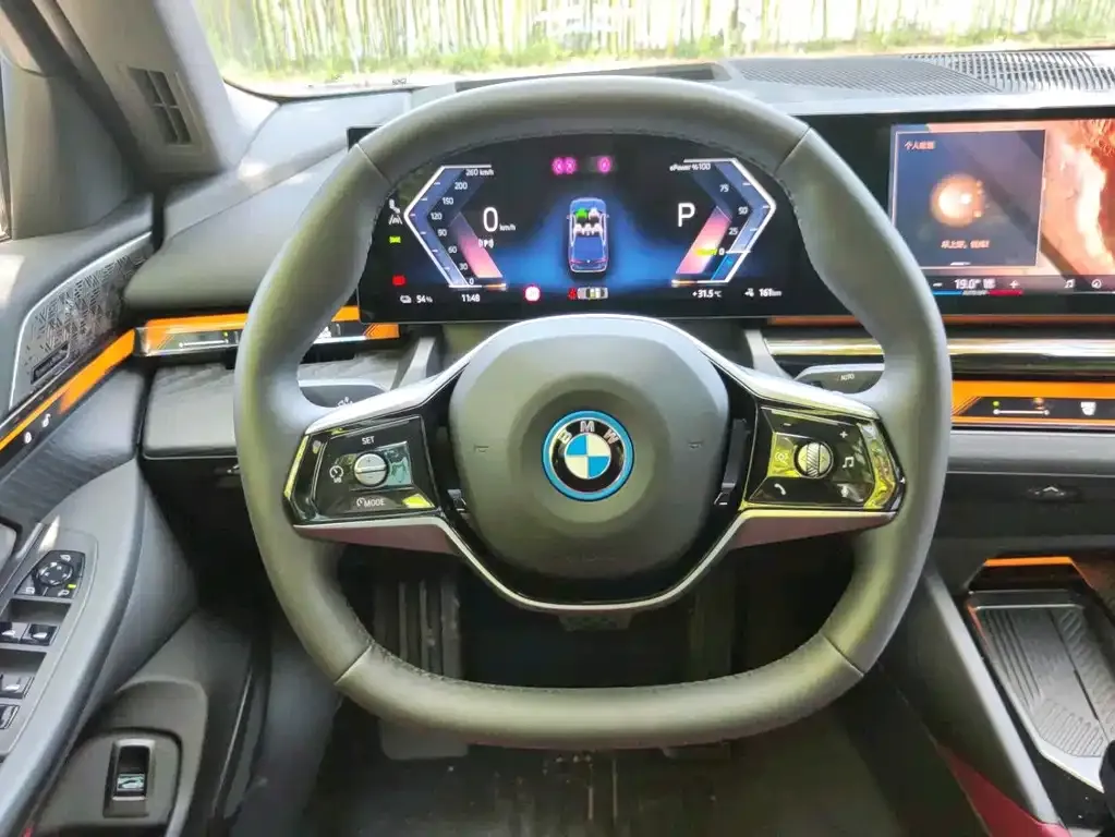 BMW i5 2024 из CN, фото 4