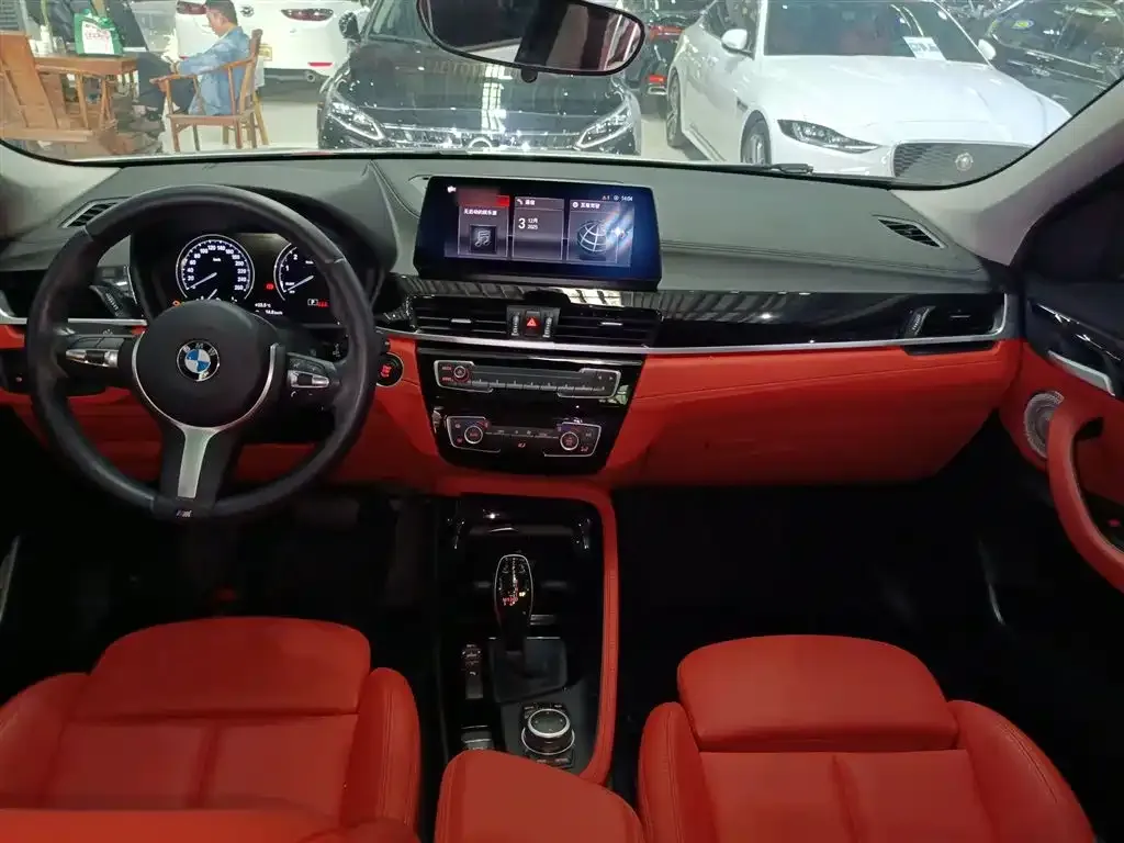 BMW X2 — фото 10