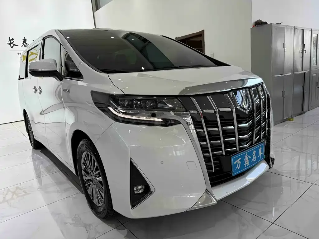 Toyota Alphard 2023 из CN, фото 3