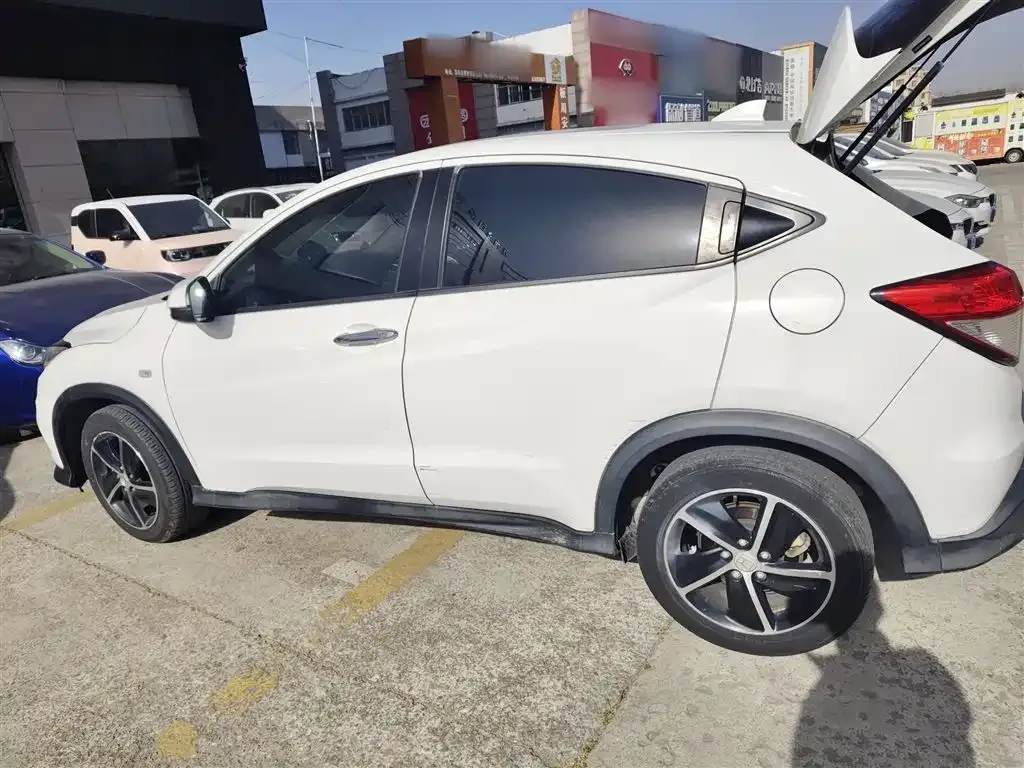 Honda Vezel 2021 из CN, фото 5