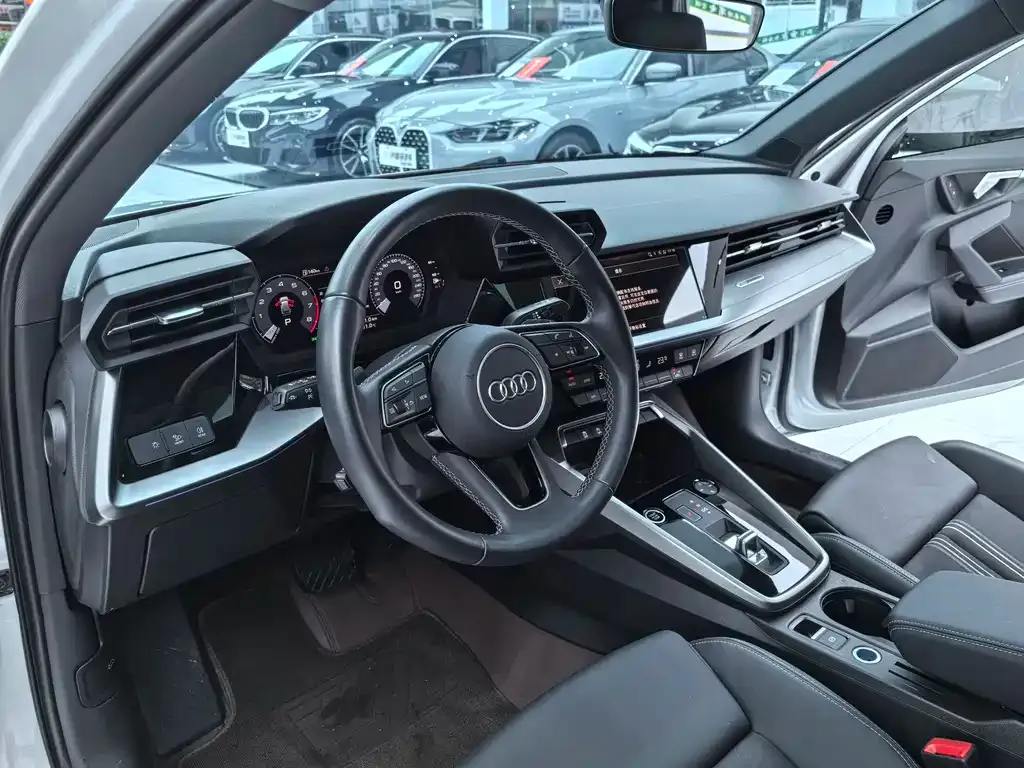 Audi A3 2024 из CN, фото 7