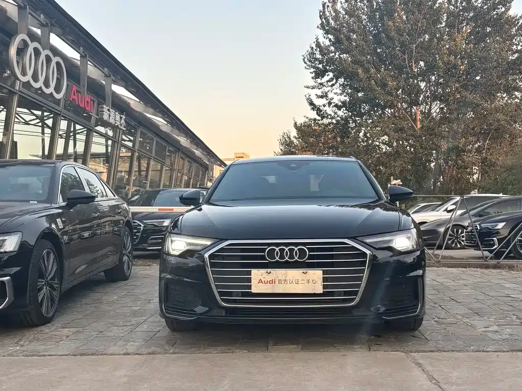 Audi A6L 2021 из CN, фото 2