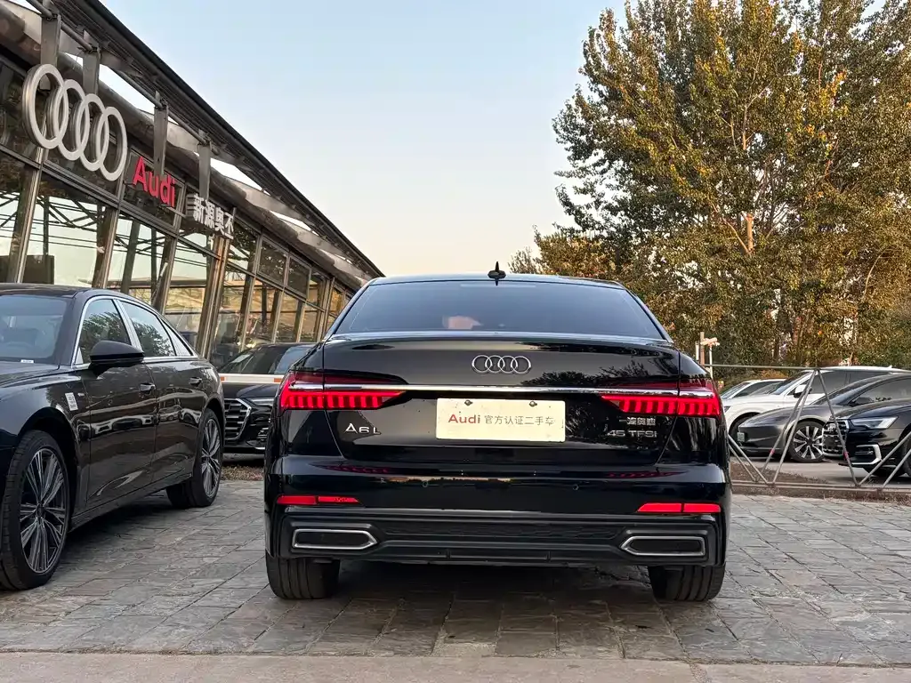 Audi A6L 2021 из CN, фото 5
