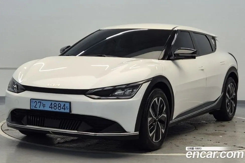 Kia EV6 — фото 1