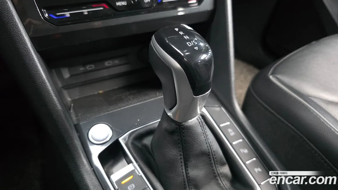 Volkswagen Tiguan — фото 9