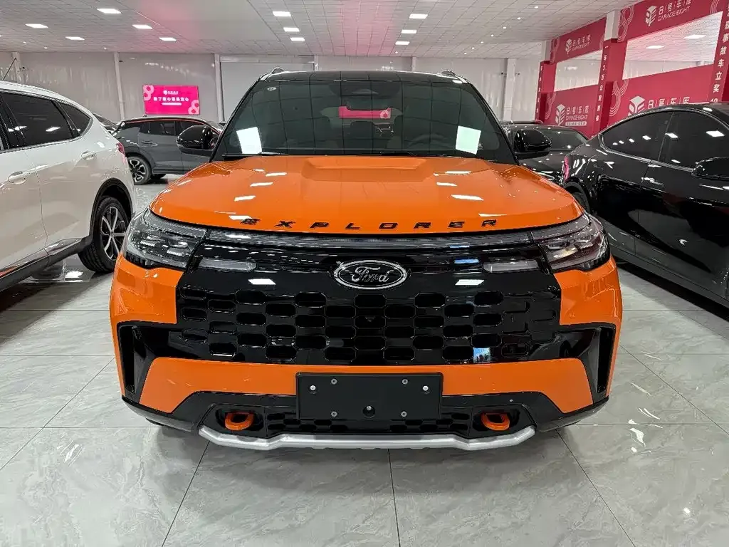 Ford Explorer 2024 из CN, фото 2
