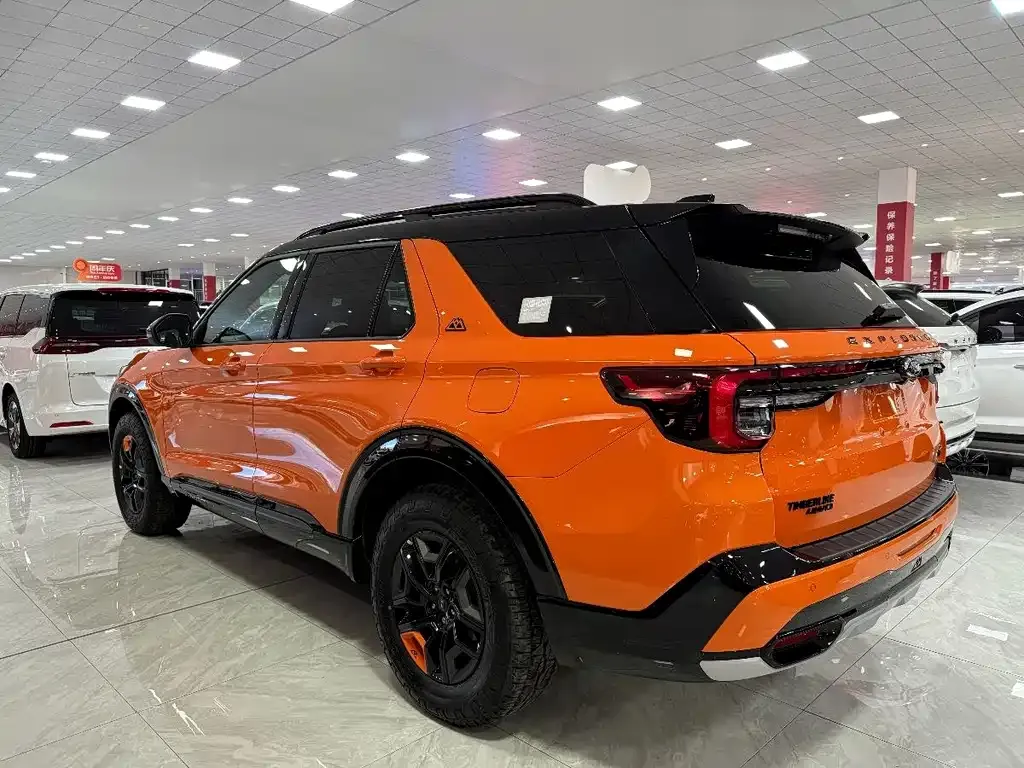 Ford Explorer 2024 из CN, фото 4