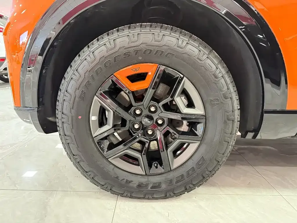 Ford Explorer 2024 из CN, фото 7