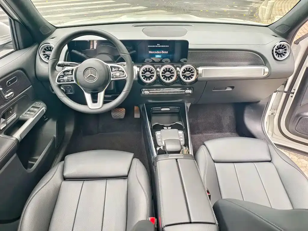 Mercedes-Benz GLB 2023 из CN, фото 10
