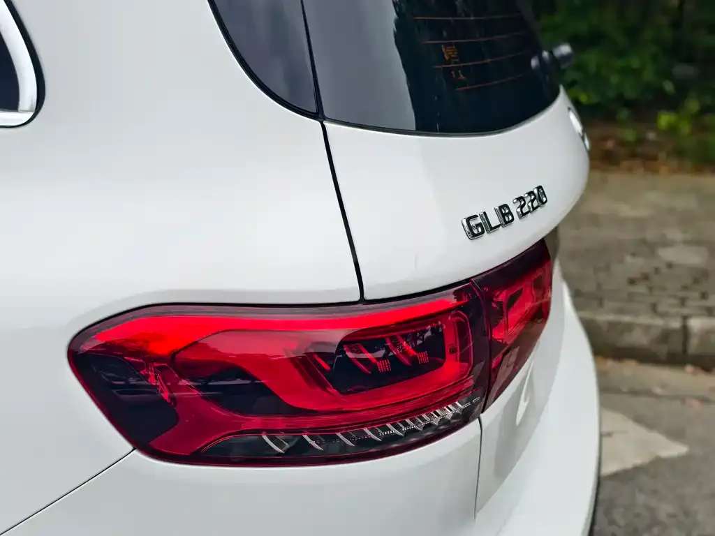 Mercedes-Benz GLB 2023 из CN, фото 8