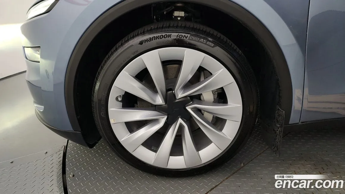 Tesla Model Y 2025 из KR, фото 5