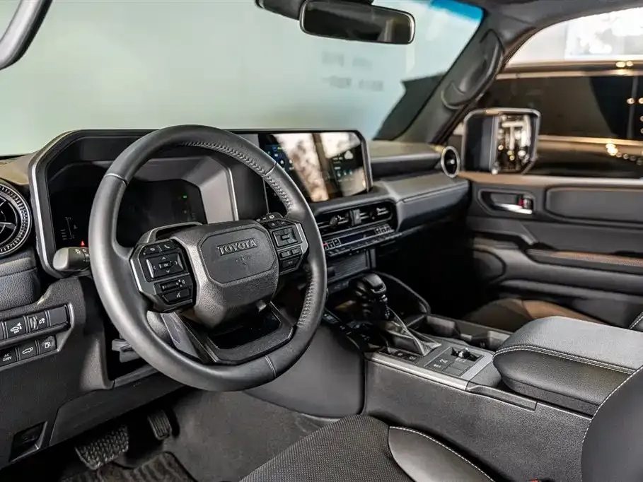 Toyota Prado 2025 из CN, фото 6