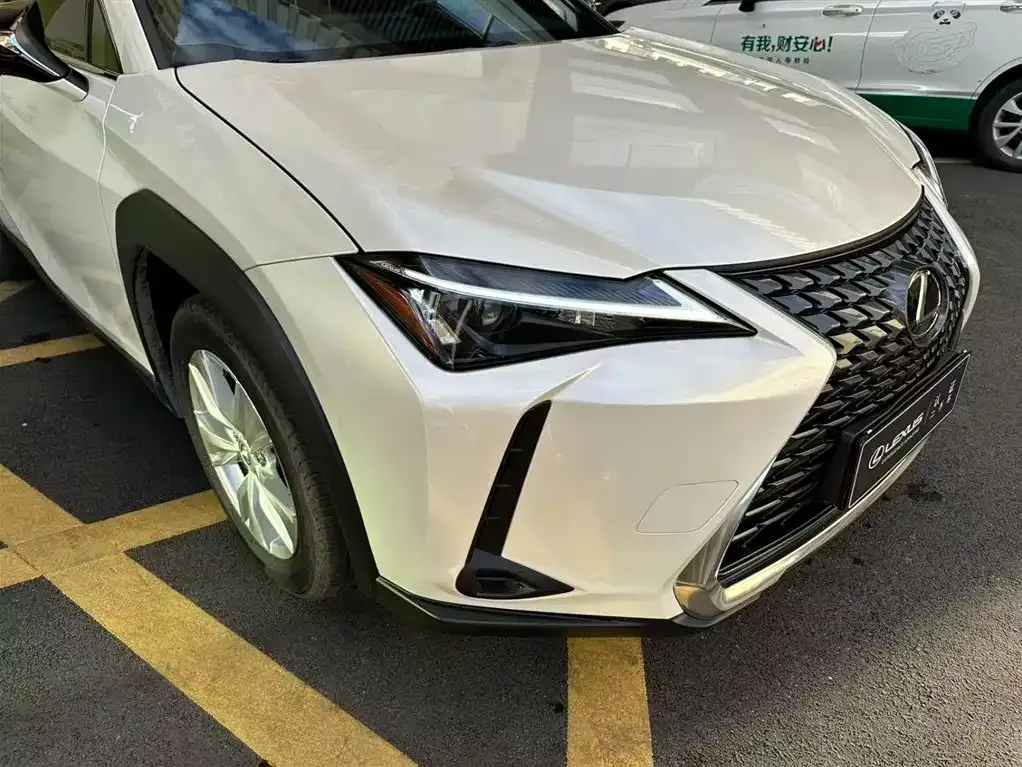 Lexus UX 2025 из CN, фото 3