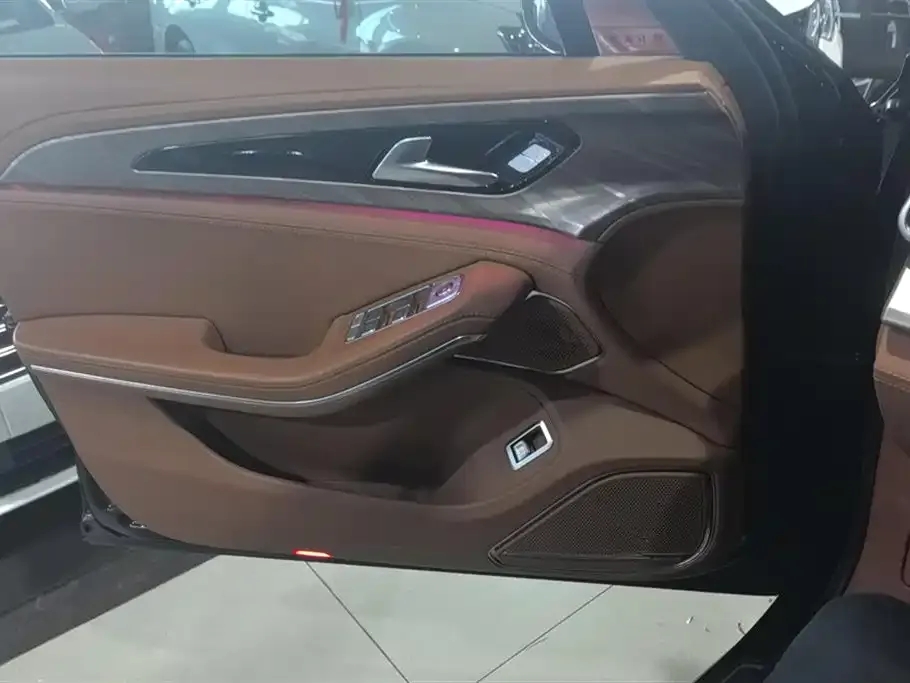Hongqi H9 2021 из CN, фото 7