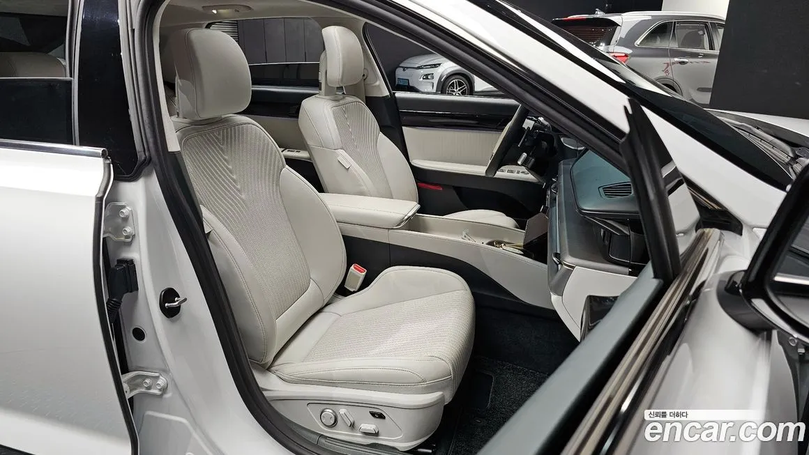 Hyundai Grandeur 2023 из KR, фото 10