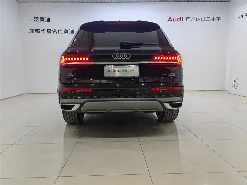 Audi Q7 2022 из CN, фото 5