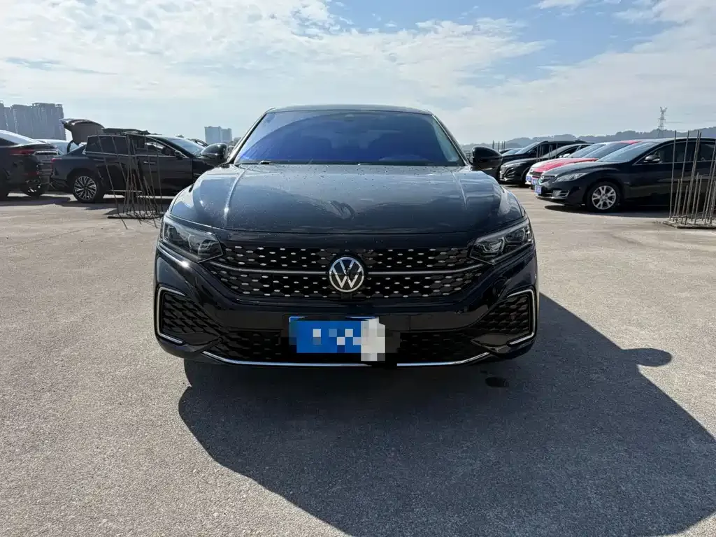 Volkswagen Passat — фото 2