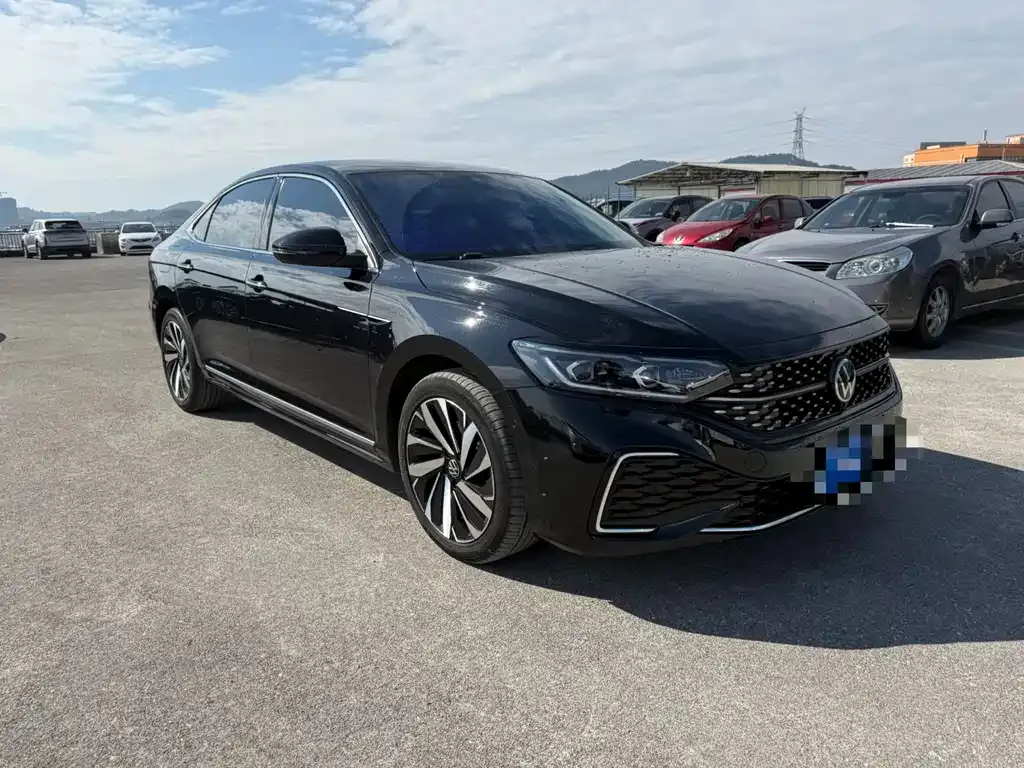 Volkswagen Passat — фото 3