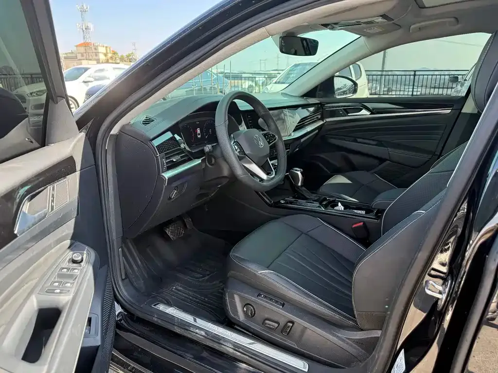 Volkswagen Passat — фото 6