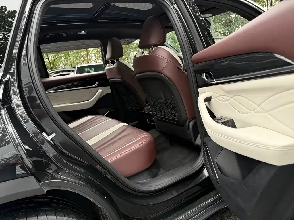 Geely Xingyue L 2022 из CN, фото 10