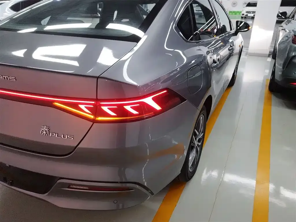 BYD Qin PLUS 2023 из CN, фото 8