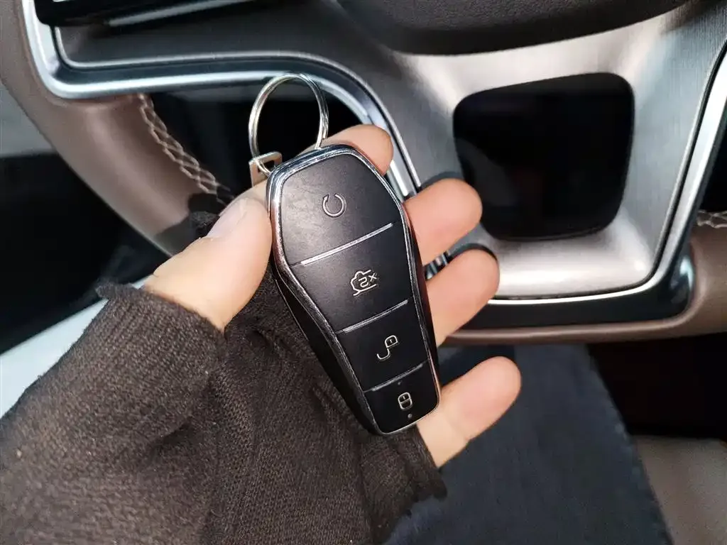 BYD Qin PLUS 2023 из CN, фото 9