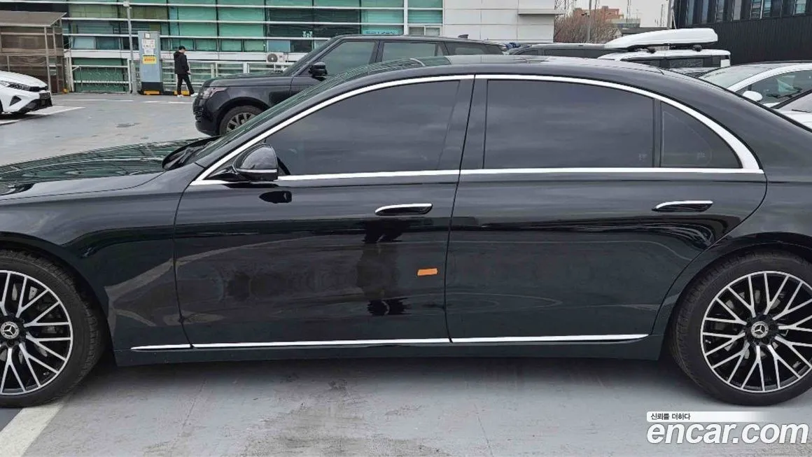 Mercedes-Benz S-Class 2025 из KR, фото 2